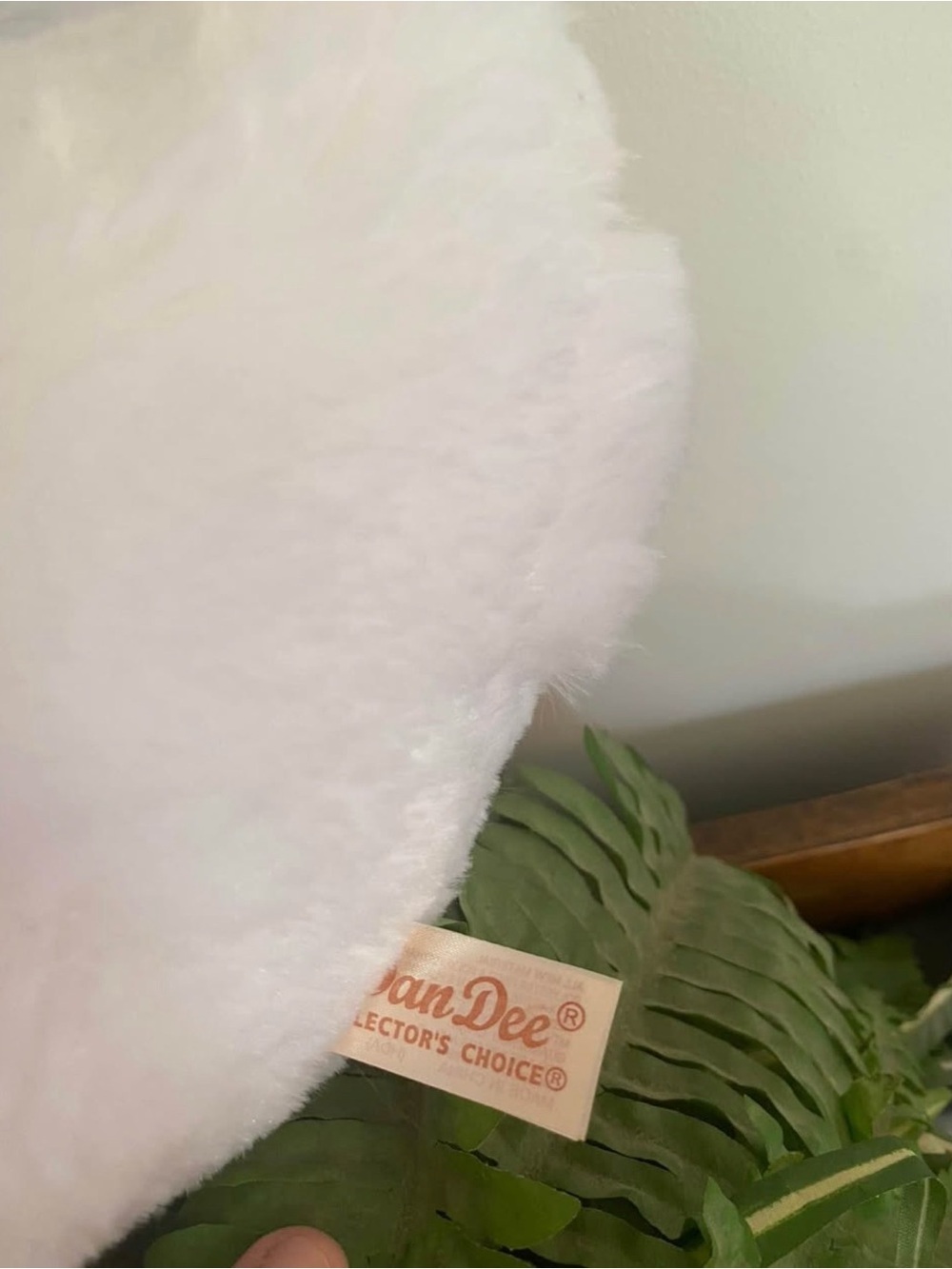 New Dander Plush Swan - Picture 9 of 9
